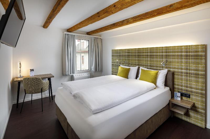 Hotel Schweizerhof - Oda