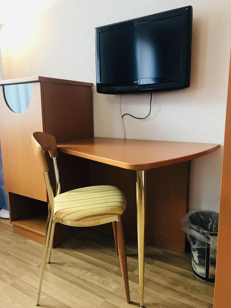 Parkhotel Bellevue Lenk - Oda