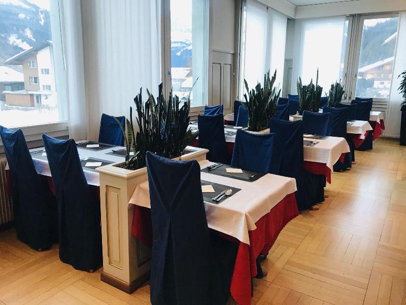 Parkhotel Bellevue Lenk - Restoran