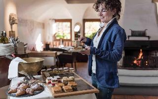 Hotel Strasserwirt - Herrenansitz zu Tirol fotoÄŸrafÄ±