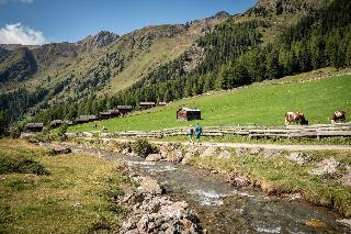 Hotel Strasserwirt - Herrenansitz zu Tirol fotoÄŸrafÄ±