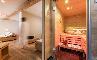 Hotel Strasserwirt - Herrenansitz zu Tirol fotoÄŸrafÄ±