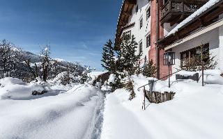 Hotel Strasserwirt - Herrenansitz zu Tirol fotoÄŸrafÄ±