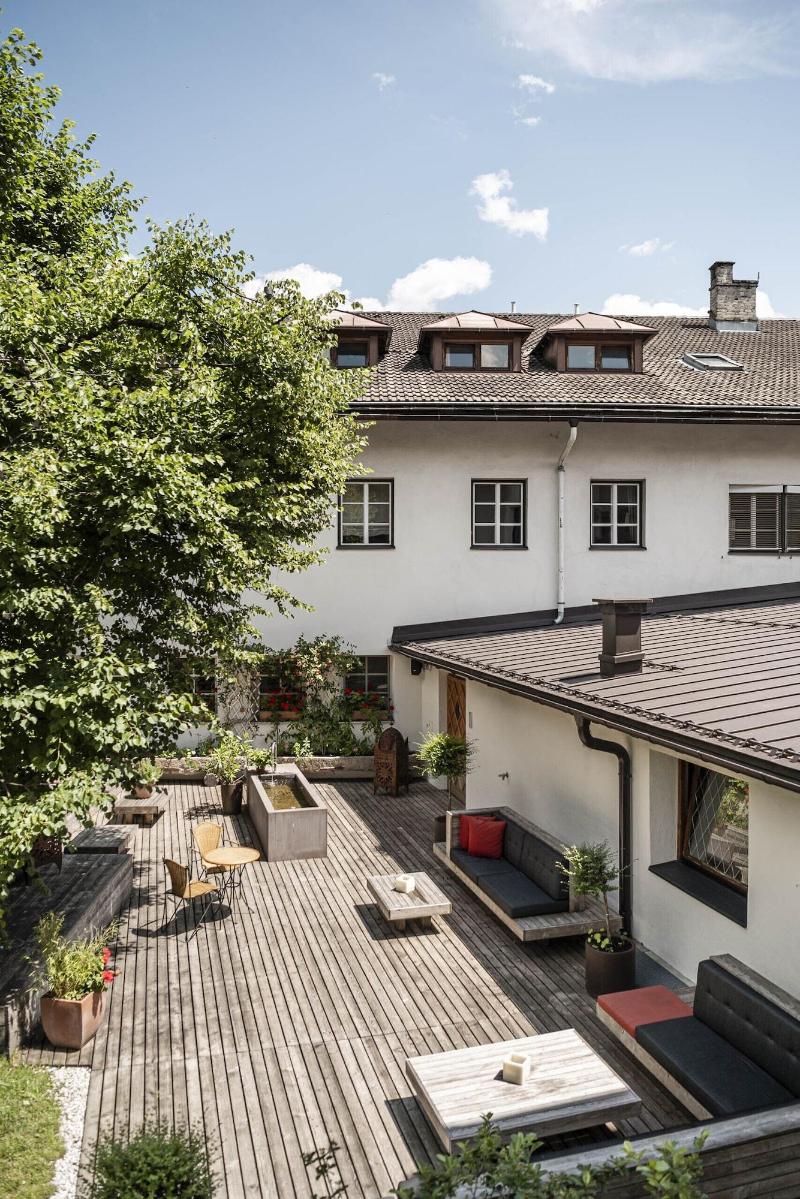 Hotel Strasserwirt - Herrenansitz zu Tirol - Genel
