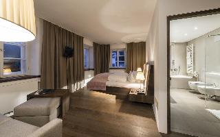 Hotel Strasserwirt - Herrenansitz zu Tirol fotoÄŸrafÄ±