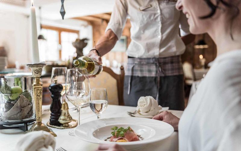 Hotel Strasserwirt - Herrenansitz zu Tirol - Restoran
