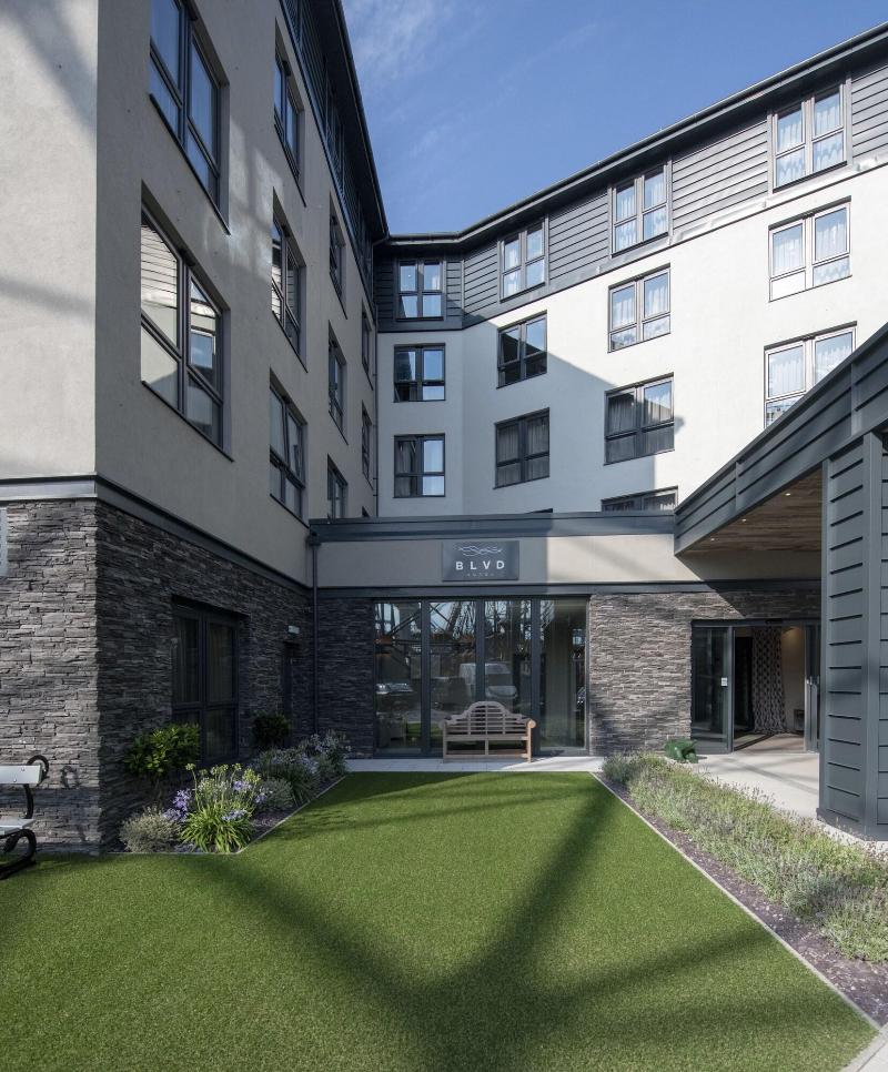 Boulevard Hotel - Genel
