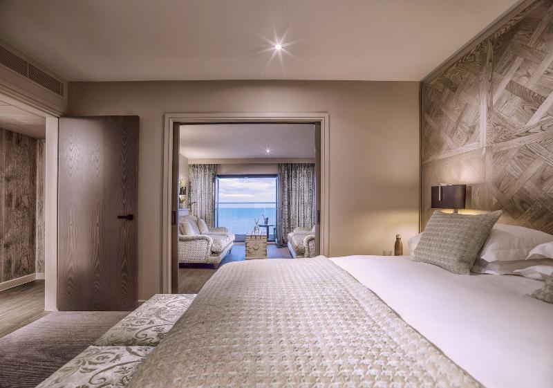Boulevard Hotel - Oda