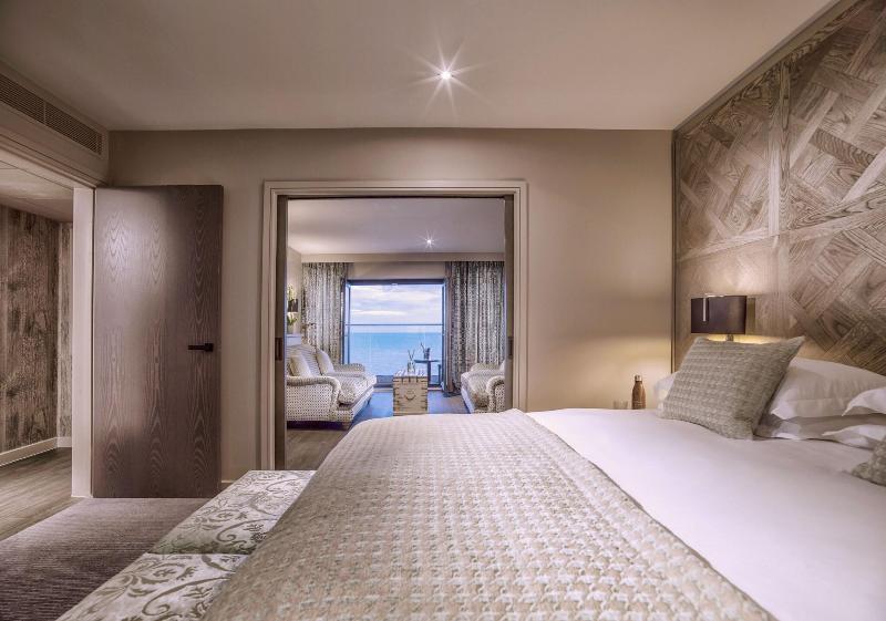 Boulevard Hotel - Oda