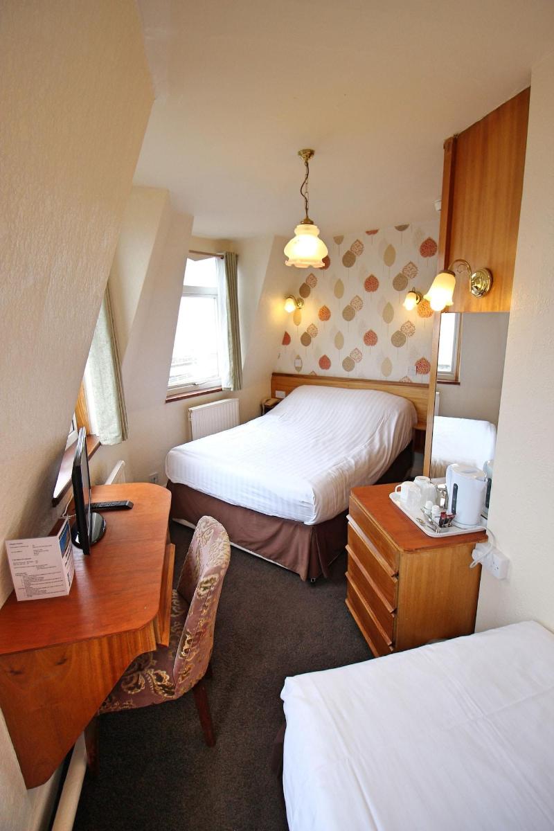 Headlands Hotel - Oda