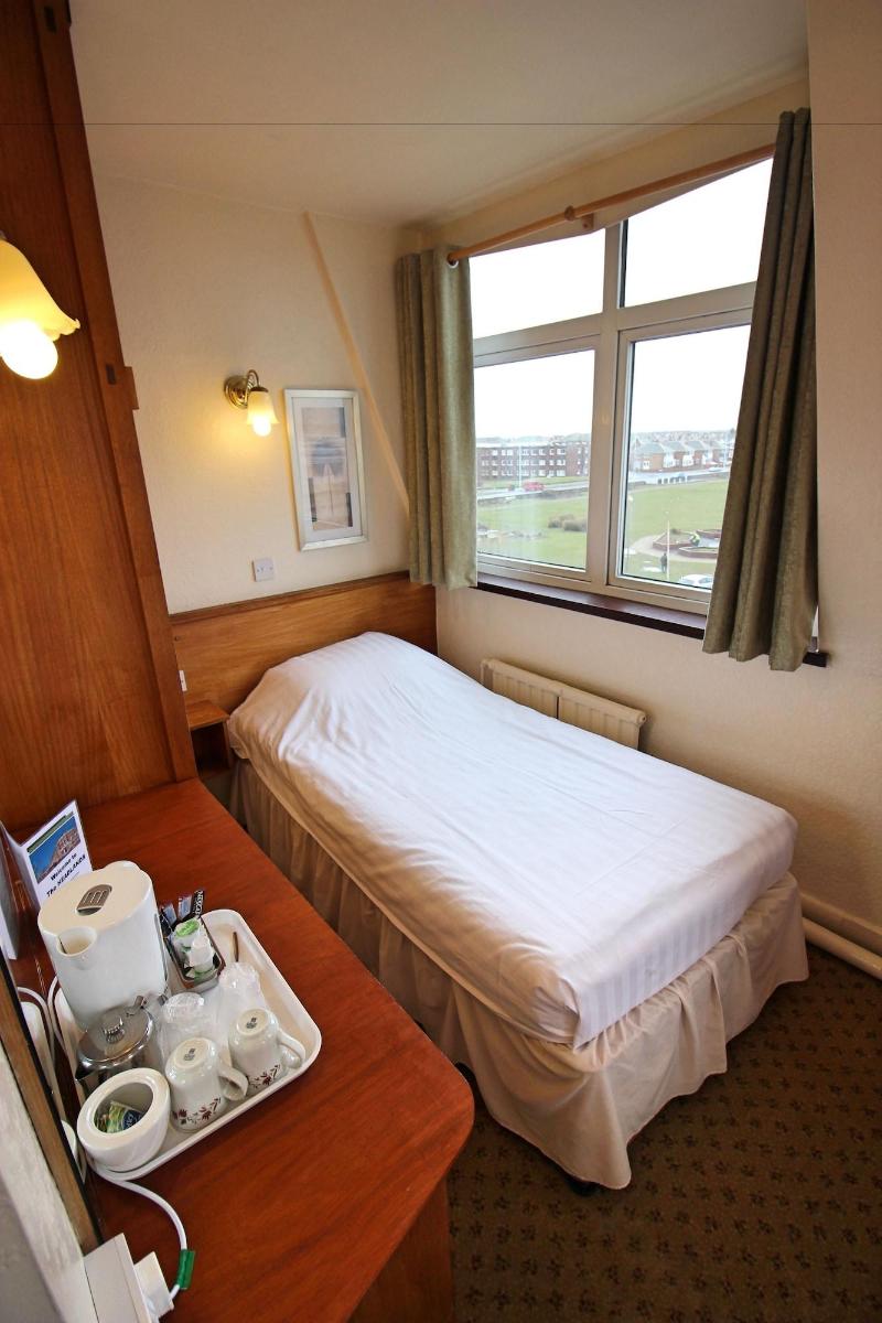 Headlands Hotel - Oda