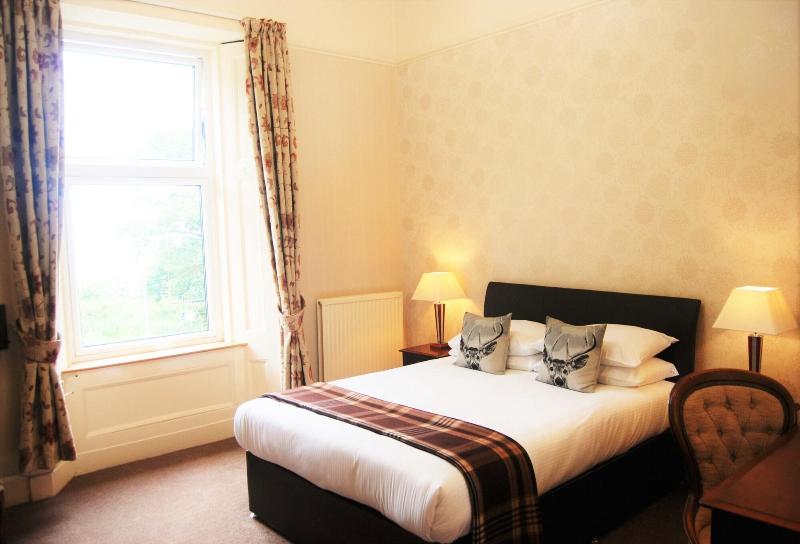 Kingswood Hotel - Oda