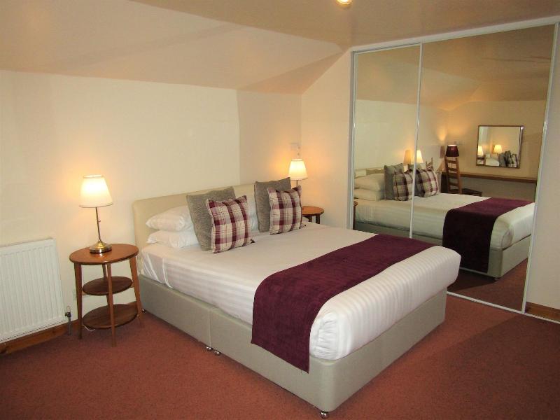 Kingswood Hotel - Oda