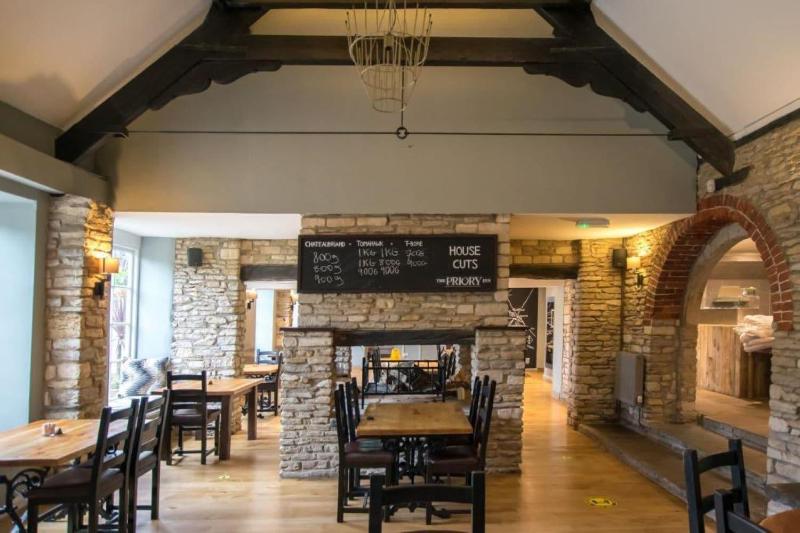The Priory Inn Tetbury - Restoran