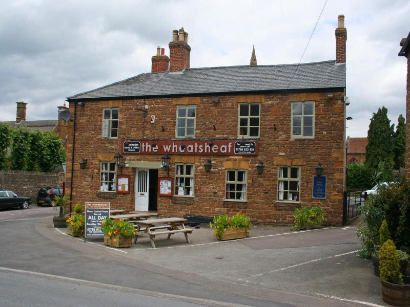 The Wheatsheaf - Genel