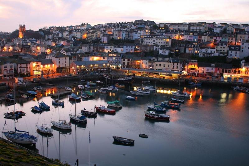 Harbour View - Genel
