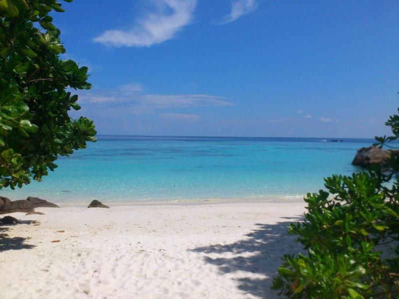 Ten Moons Lipe Resort - Plaj