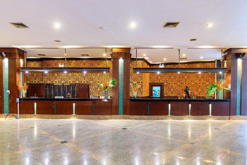 Marine Yensabai Hotel Pattaya - Lobi