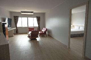 Marine Yensabai Hotel Pattaya fotoÄŸrafÄ±