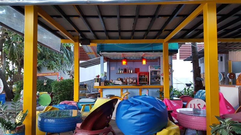Think & Retro Cafe Lipa Noi Samui - Bar