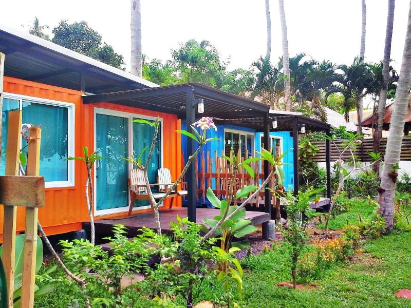 Think & Retro Cafe Lipa Noi Samui - Oda