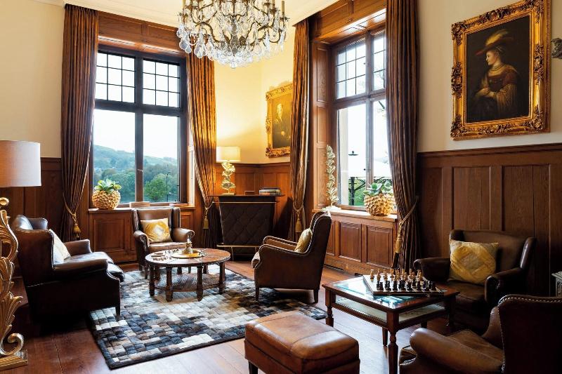 Schloss Lieser, Autograph Collection - Lobi