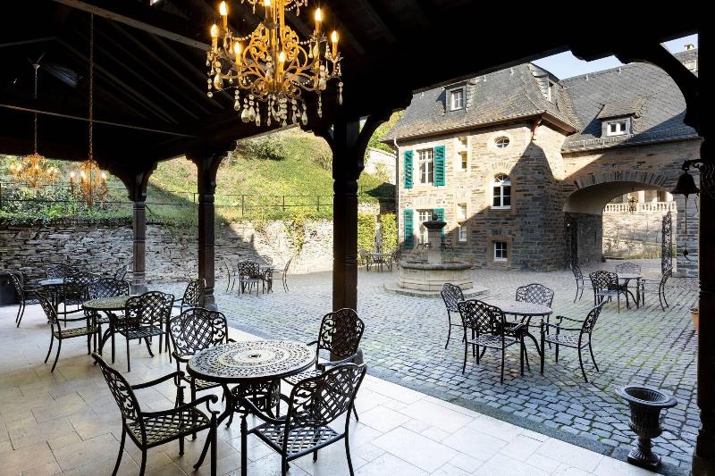 Schloss Lieser, Autograph Collection - Toplantı