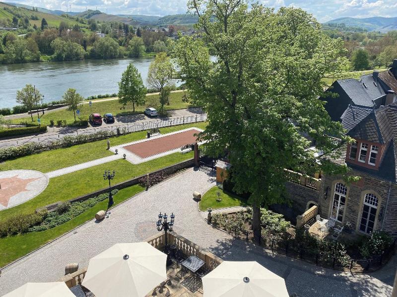 Schloss Lieser, Autograph Collection - Oda