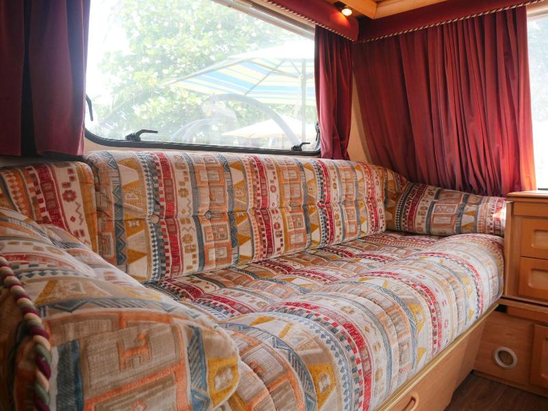 Samui Caravans Beach Camp - Oda