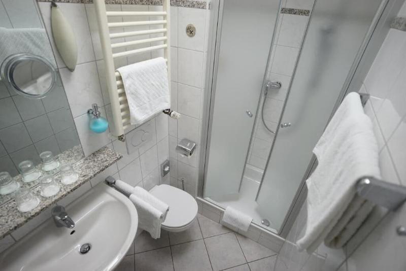 Hotel Sauer Garni - Oda