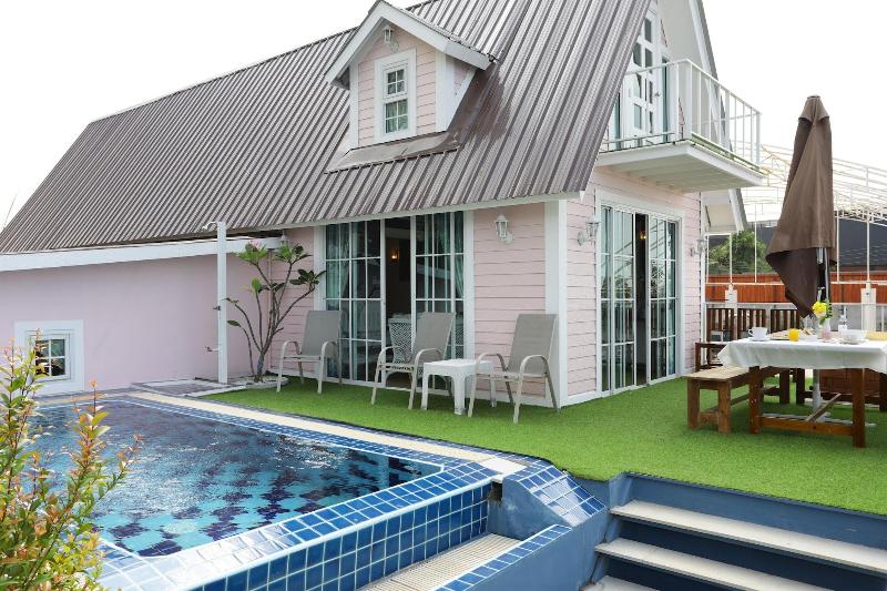 Pattaya Paradise Beach Resort - Oda