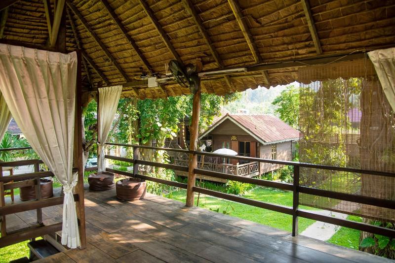 Banviewnam Camping & Resort - Teras