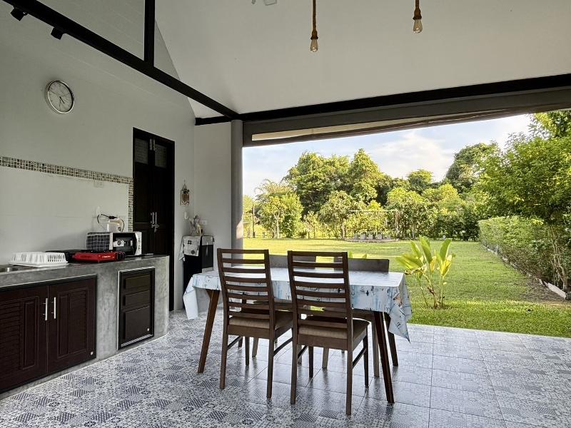 Moonlight Cottage - Genel