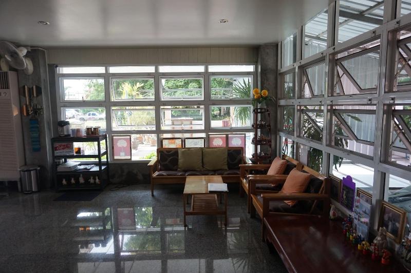 The One Phetchabun - Lobi