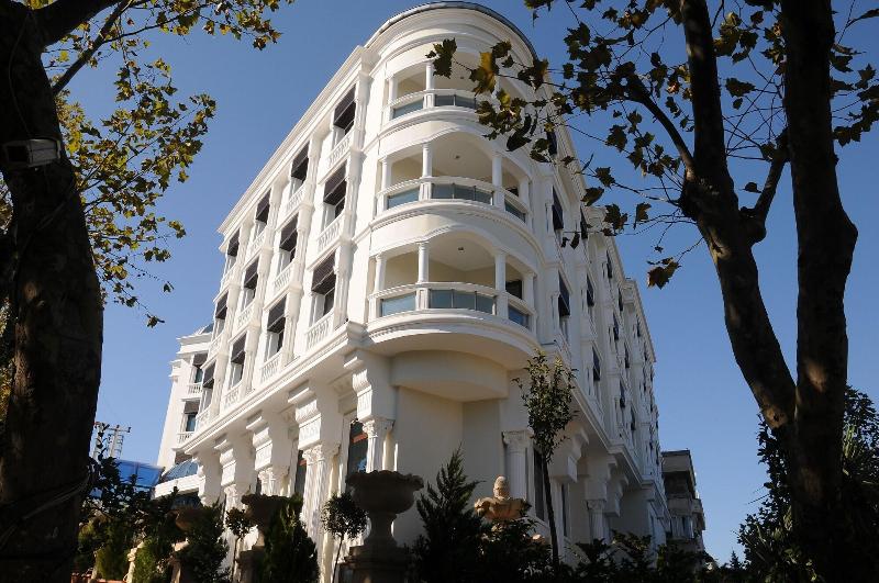 Paradise Island Hotel - Genel