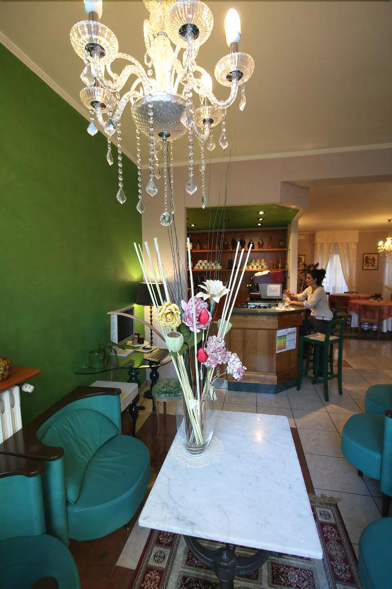 Hotel La Meridiana - Lobi