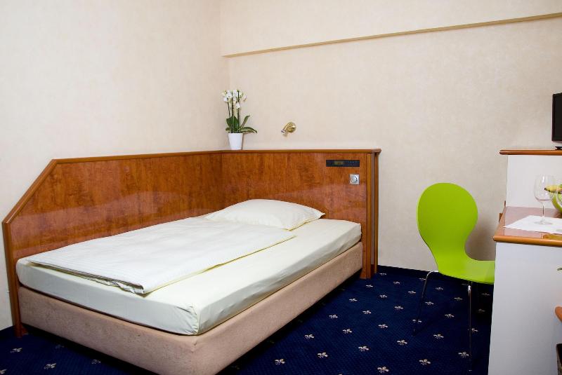 Hotel Sonnenhof - Oda