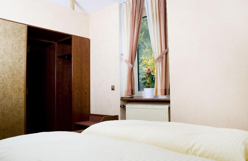 Hotel Sonnenhof - Oda