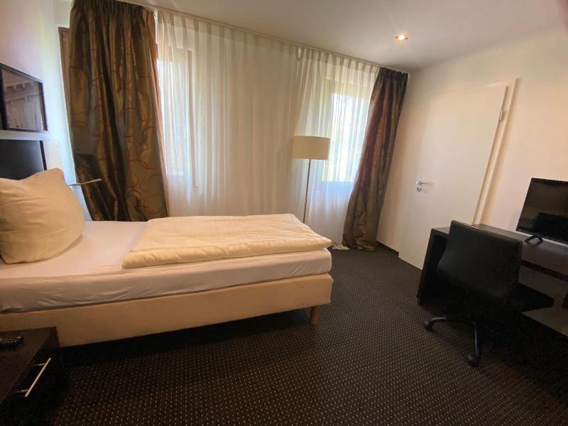 Waldhotel Mainz - Oda