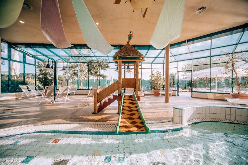 Vital Hotel Frankfurt - Havuz