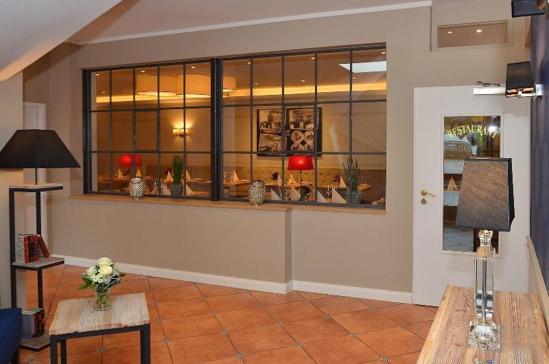 Hotel Zur Traube - Lobi
