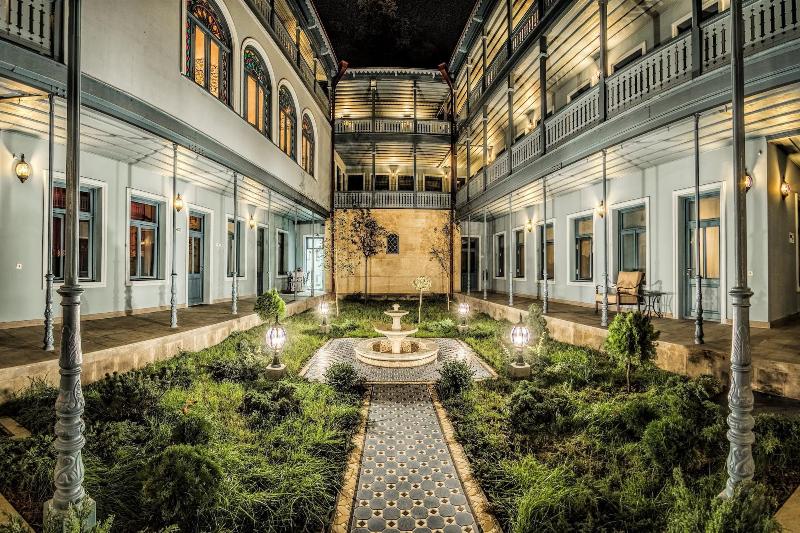 Golden Tulip Borjomi - Genel