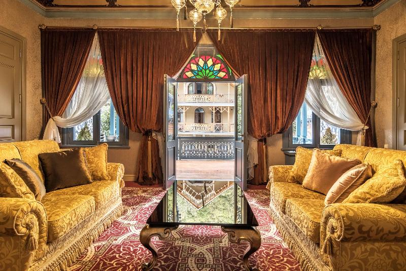 Golden Tulip Borjomi - Oda