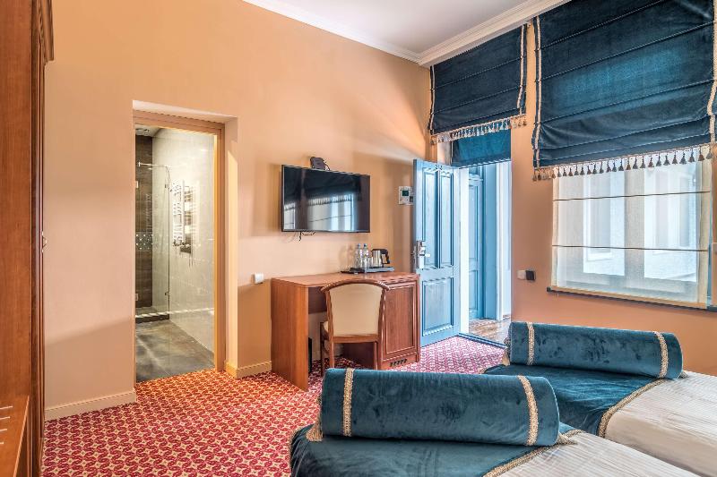 Golden Tulip Borjomi - Oda