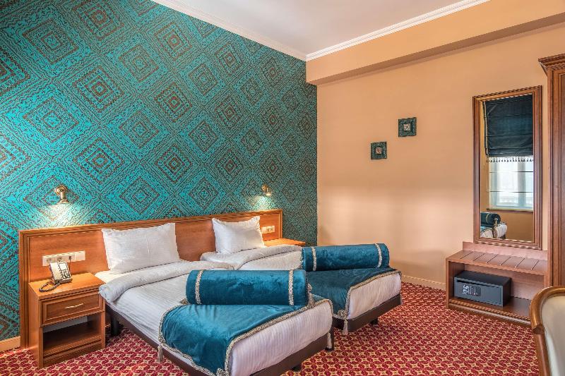 Golden Tulip Borjomi - Oda