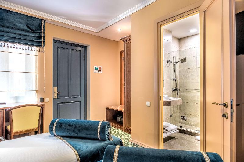 Golden Tulip Borjomi - Oda