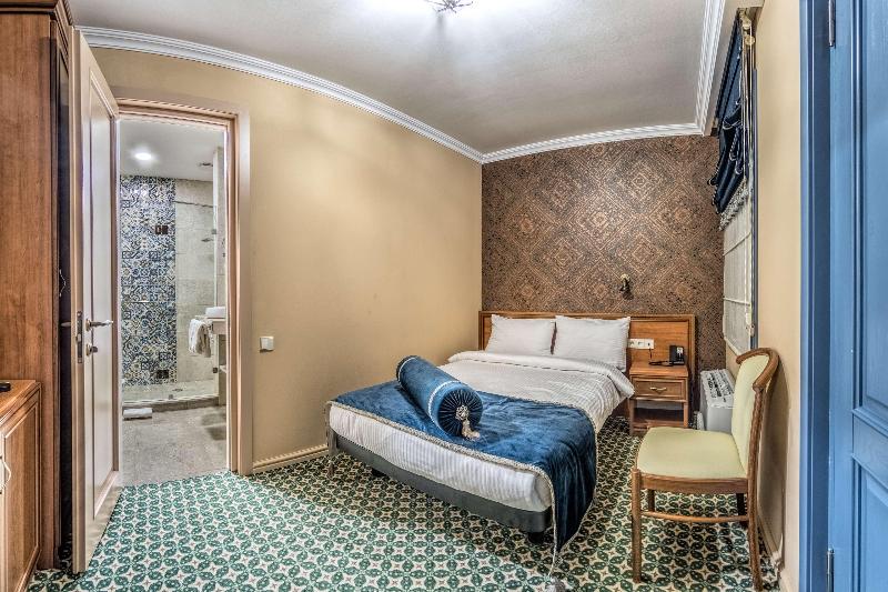 Golden Tulip Borjomi - Oda