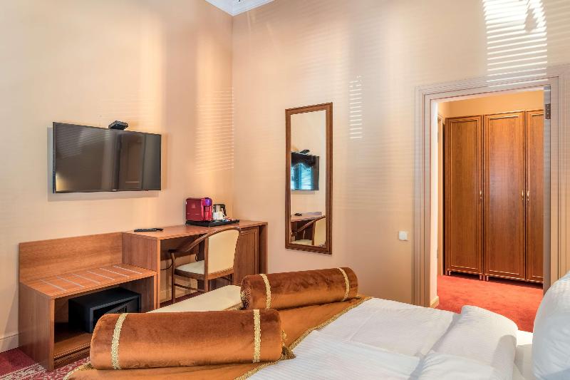 Golden Tulip Borjomi - Oda