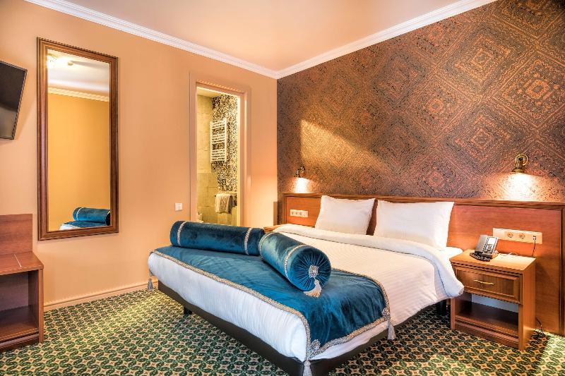 Golden Tulip Borjomi - Oda