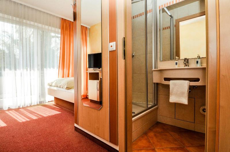Hotel Garni Metzingen - Oda
